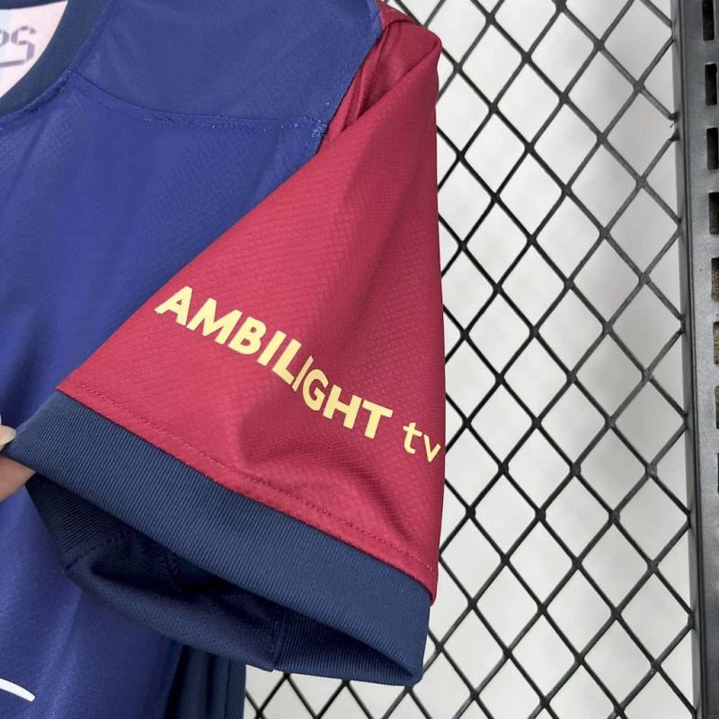 Camisa Feminina do Barcelona 2025/26 - Edição Especial Taylor Swift