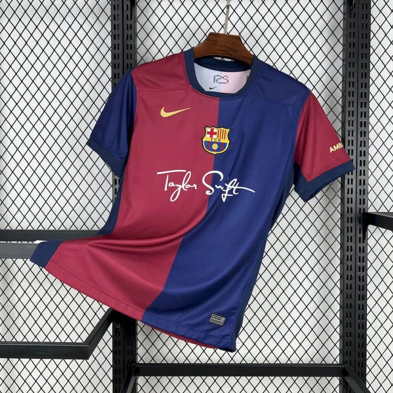 Camisa Feminina do Barcelona 2025/26 - Edição Especial Taylor Swift